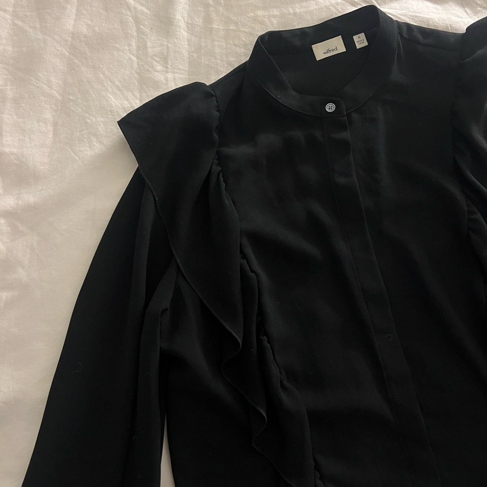 ARITZIA - WILFRED RUFFLE BLOUSE